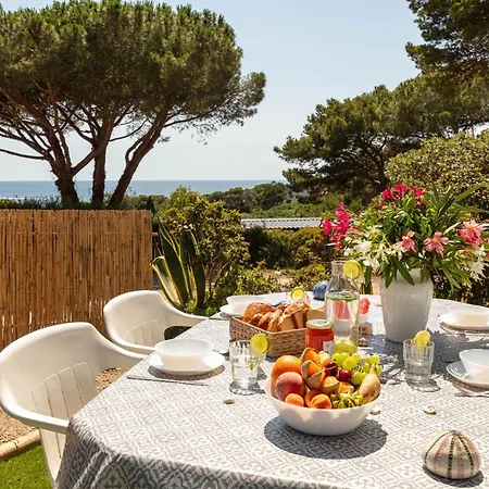 Holiday home Le Photinia, Mobil-home Climatise Avec Vue Situe Au Coeur Du Domaine